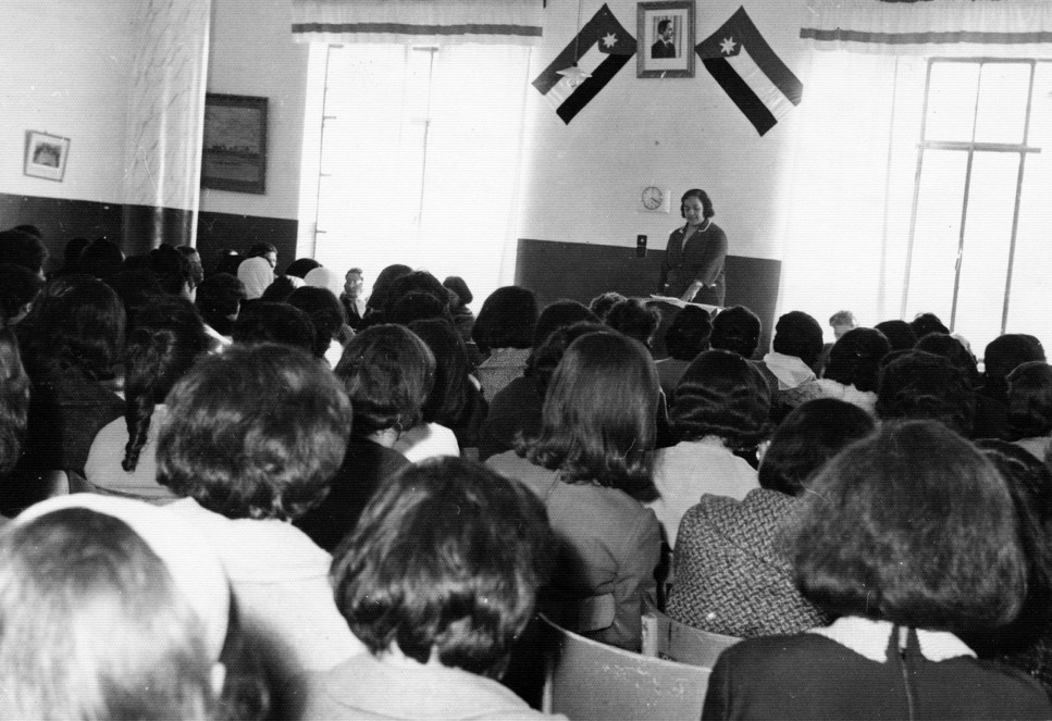 عصام عبد الهادي: ما زلتِ تُعِدّين شايَ الصّباح
