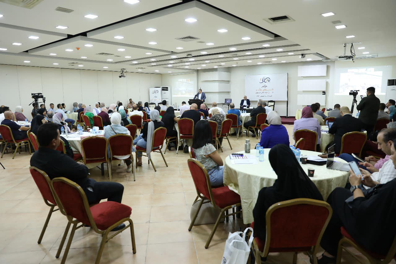 بحضور أكثر من 200 مشارك ... "مسارات" يعقد مؤتمره "فلسطين تُفكّر ... قراءات في تحوّلات العقل الفلسطيني"