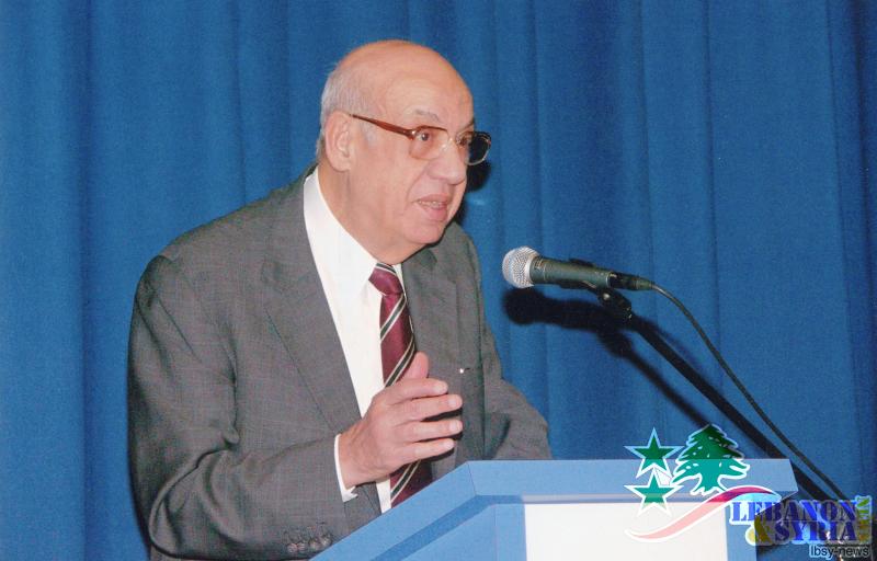 في وداع عبد المحسن القطان يغيب (محسن) لكن (الإحسان) حاضر